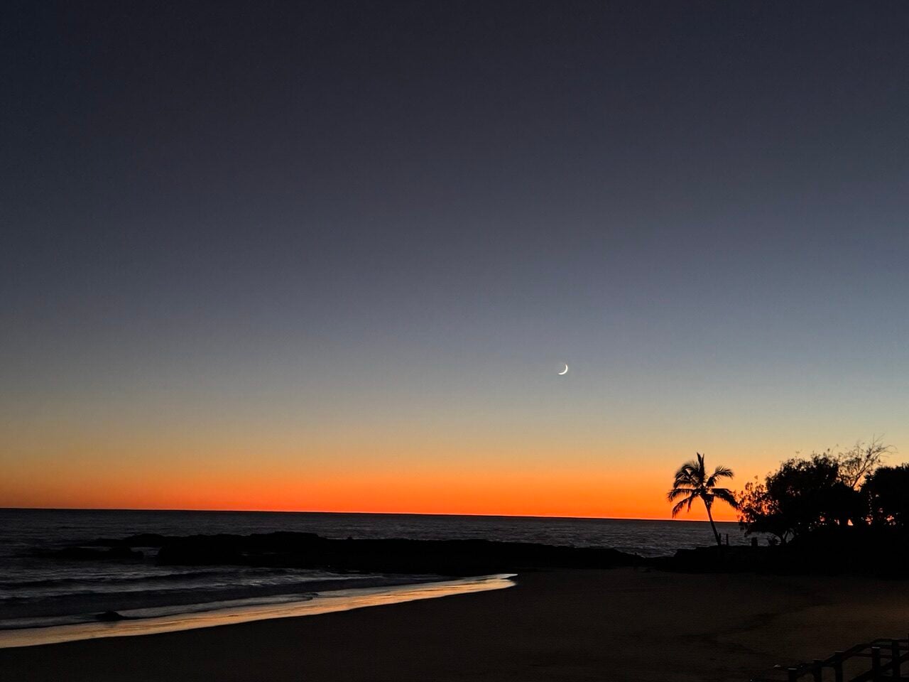 clear horizon sunrise, cresent moon